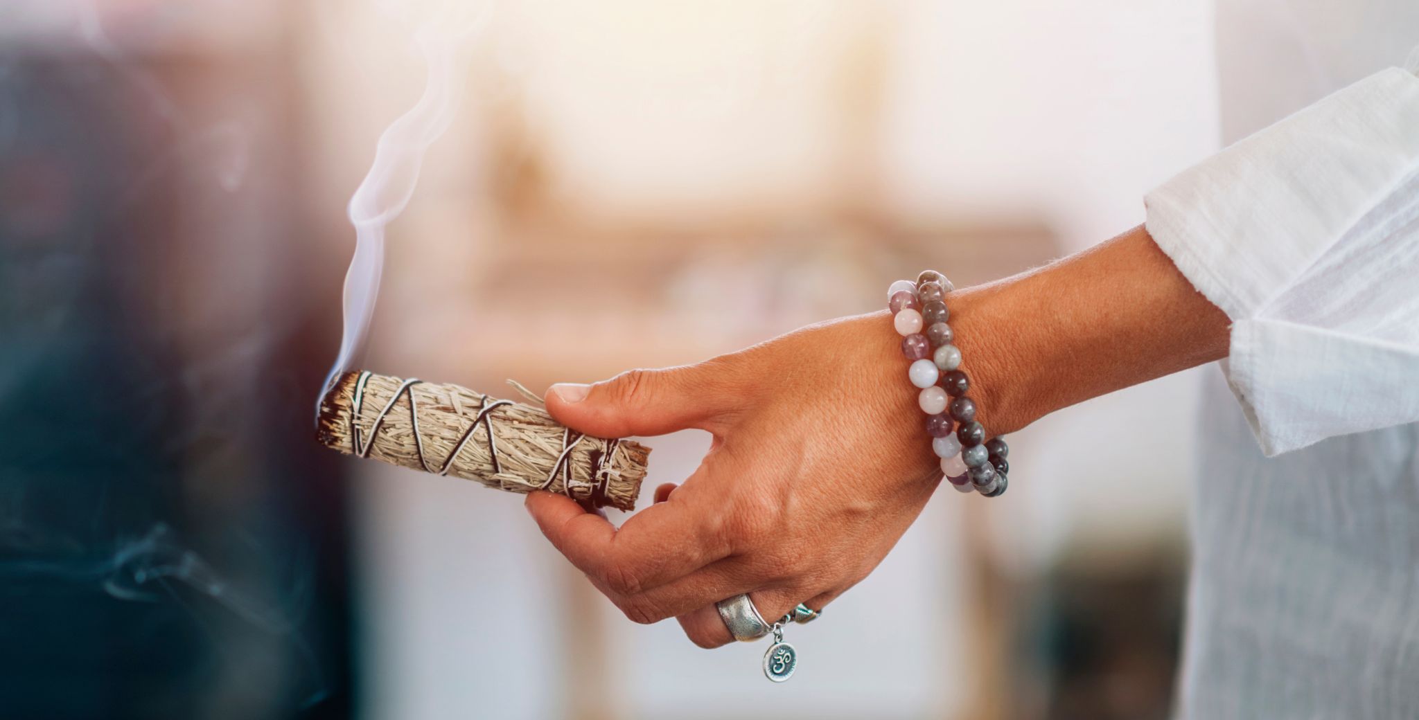 la-sauge-blanche-ouvre-t-elle-des-portails-melodie-sachs-1